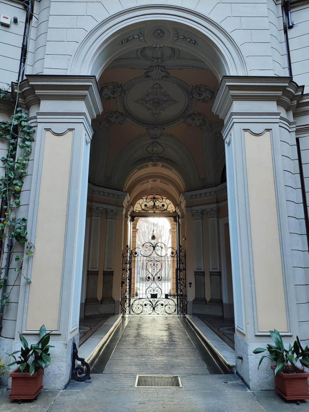 Matteotti25 Bed & Breakfast Торино Екстериор снимка