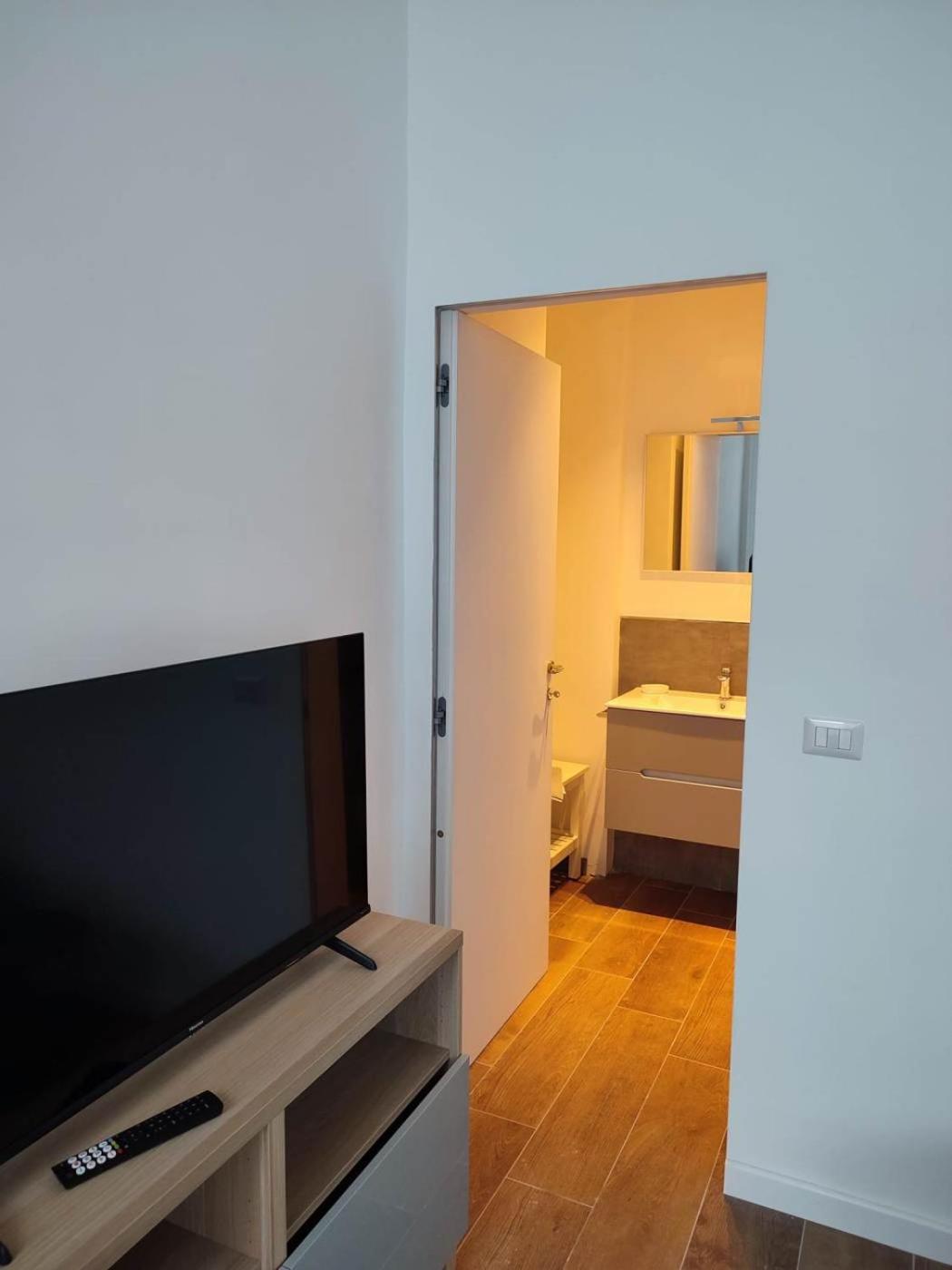 Matteotti25 Bed & Breakfast Торино Екстериор снимка