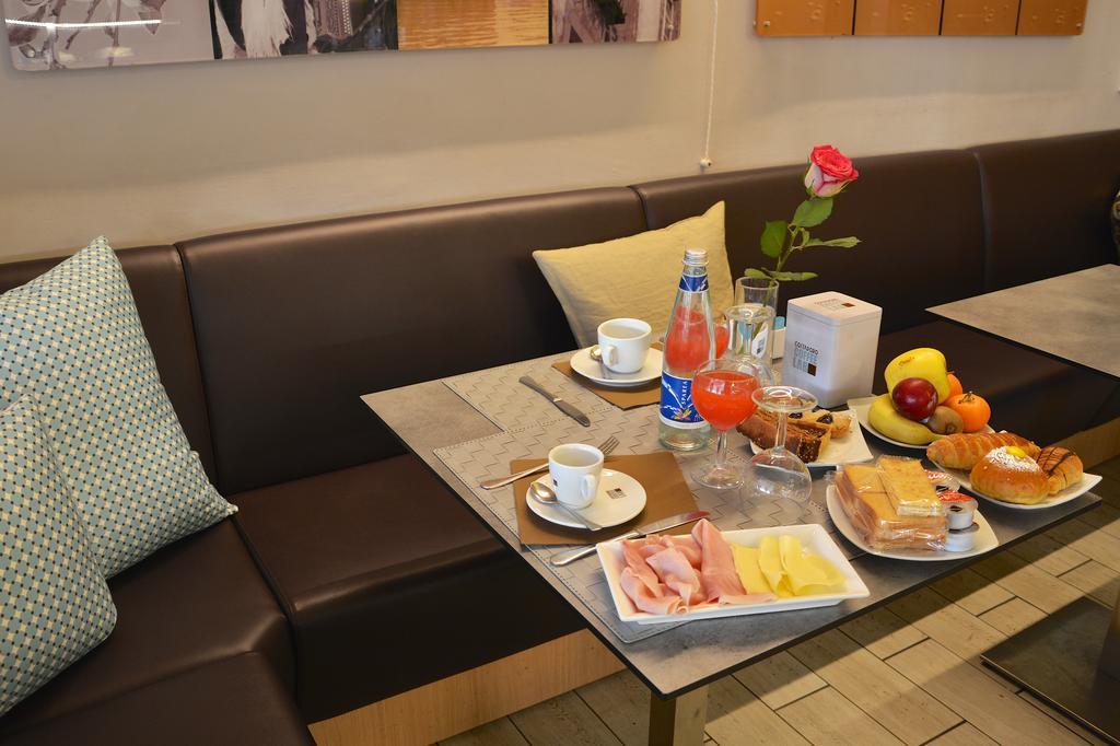 Matteotti25 Bed & Breakfast Торино Екстериор снимка