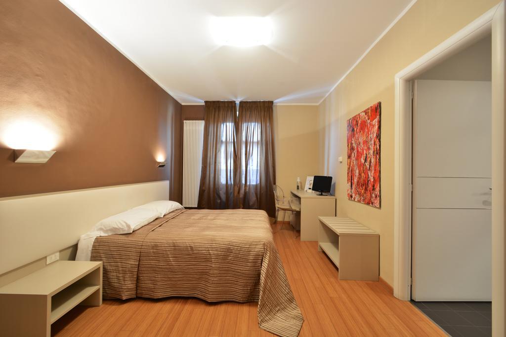 Matteotti25 Bed & Breakfast Торино Екстериор снимка